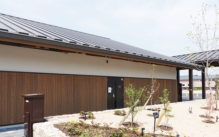 平城宮跡歴史公園 杉の外壁